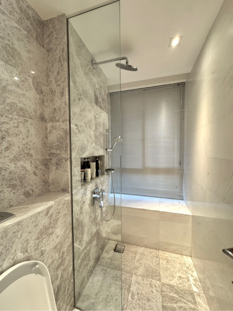 THE PEAK @ CAIRNHILL I 8